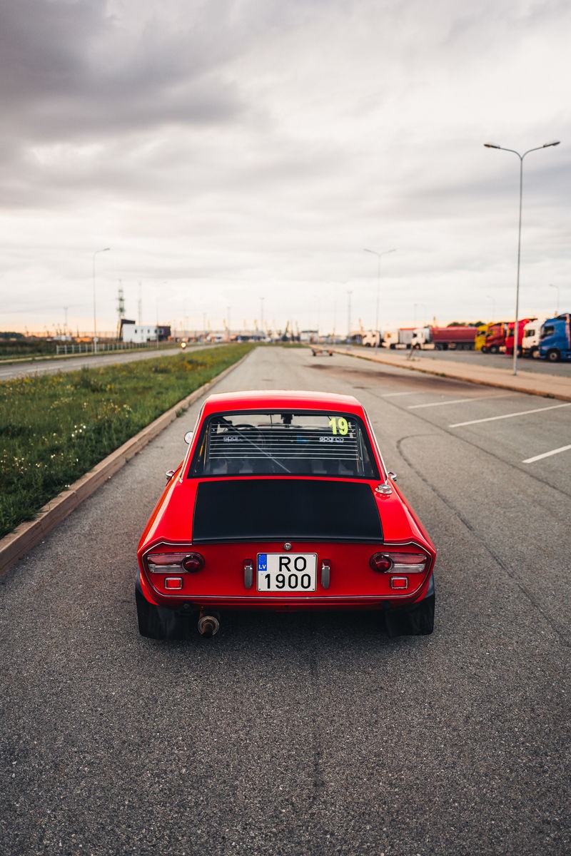 Lancia, Fulvia Coupe (1965 – 1973) CARBON Aero bagažniekas vaks priekš Lancia Fulvia Coupé