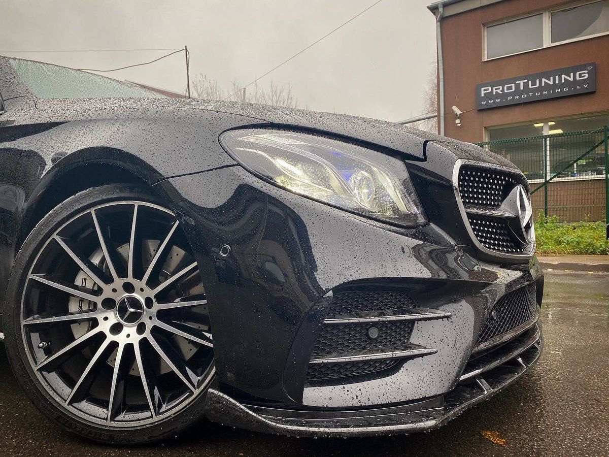 E Class W213 Mercedes Benz Forged Carbon Накладка бампера для Mercedes W213 / S213 AMG