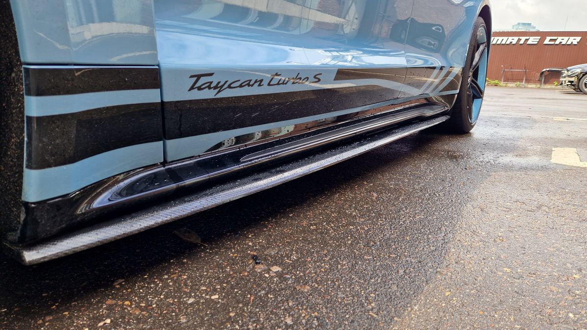 Porsche Taycan PreFacelift (2019 - 2023) CARBON P-Performance Aero sideskirt blades for Porsche Taycan