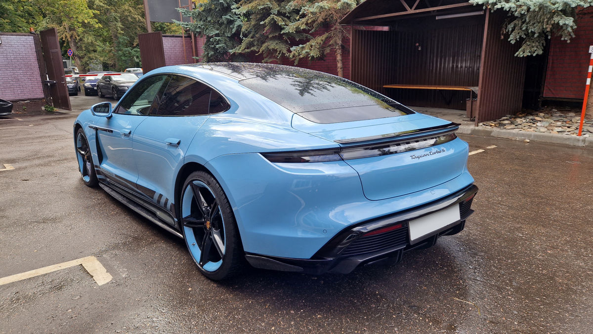 Porsche Taycan PreFacelift (2019 – 2023) P-Performance Карбон Накладка на диффузор заднего бампера для Porsche Taycan Turbo / Turbo S