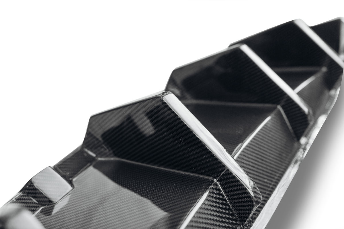 Lamborghini Urus Performance Rear Bumper Carbon Fibre diffuser for Lamborghini Urus