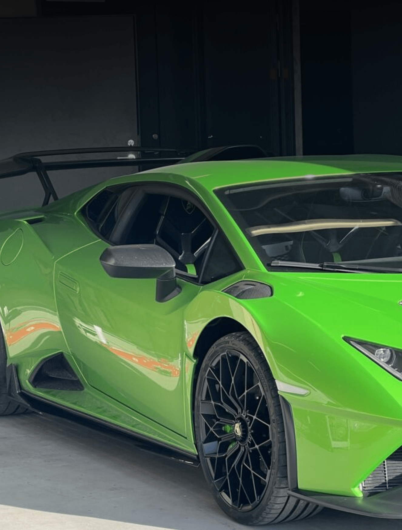  Комплект карбоновых накладок на пороги для Lamborghini Huracan STO