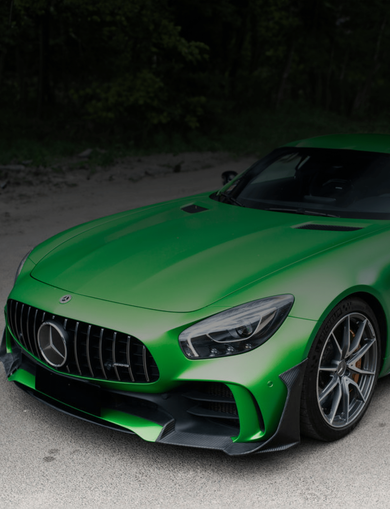  Диффузор-сплиттер переднего бампера для Mercedes AMG GT R C190 / R190