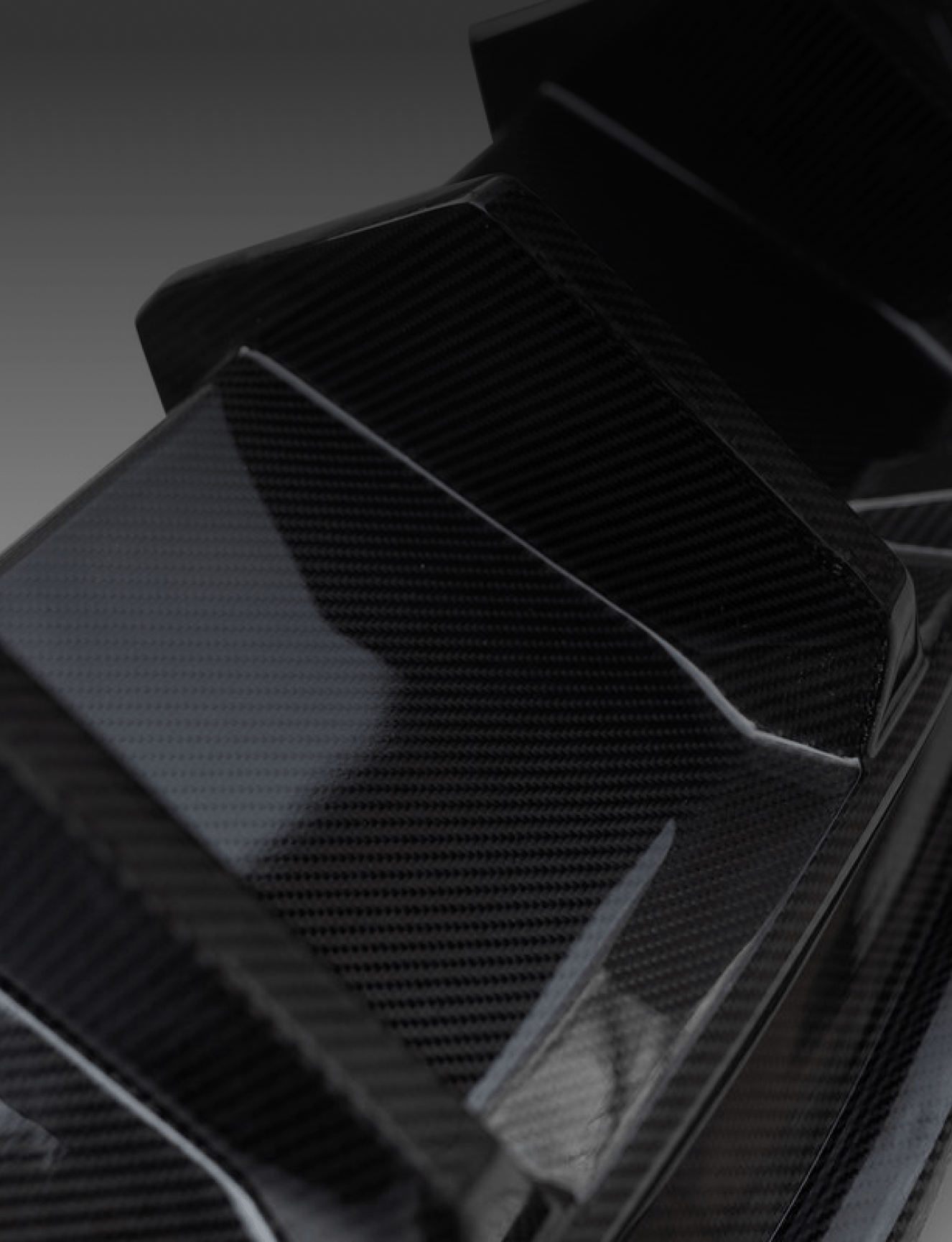  Carbon Fibre diffuser priekš Lamborghini Urus