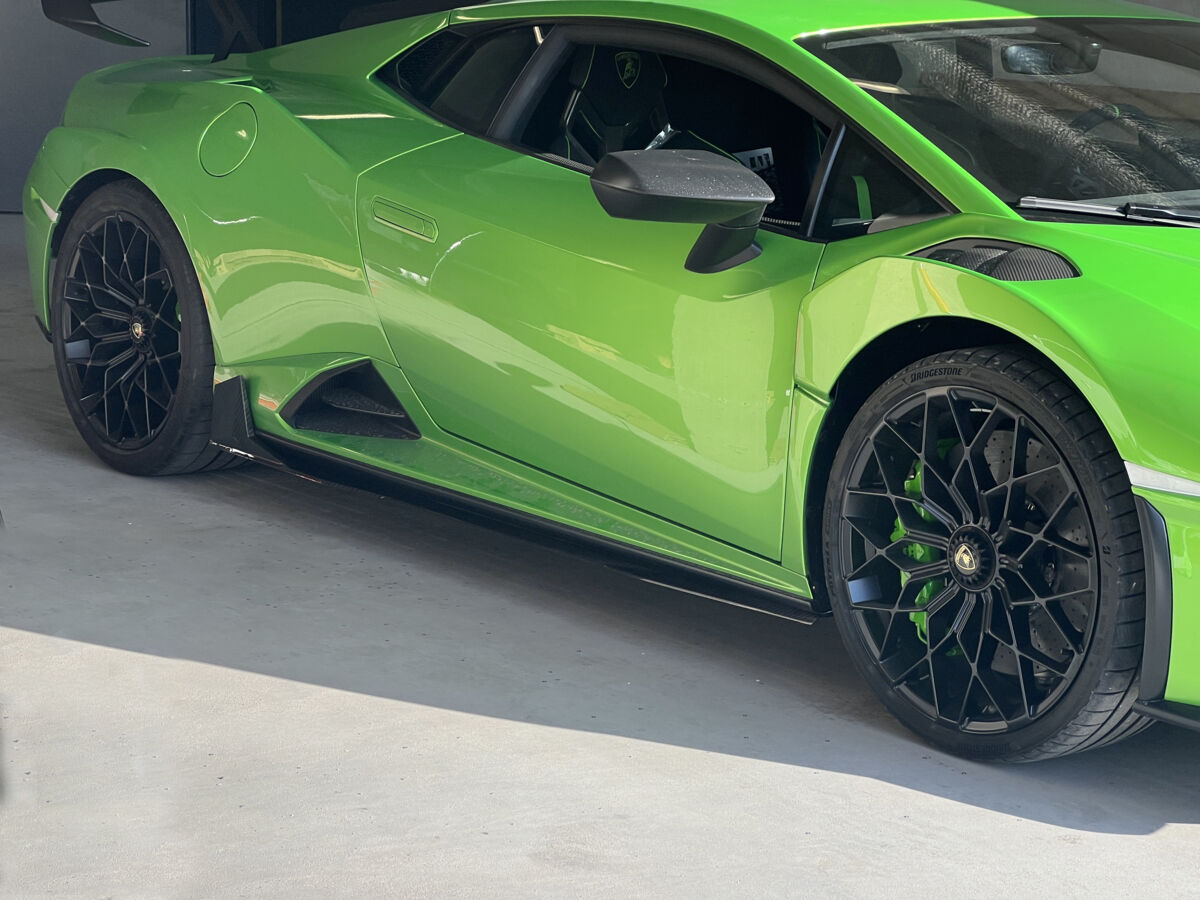 Huracan STO Lamborghini Oglekļa šķiedras sliekšņu uzliku komplekts priekš Lamborghini Huracan STO