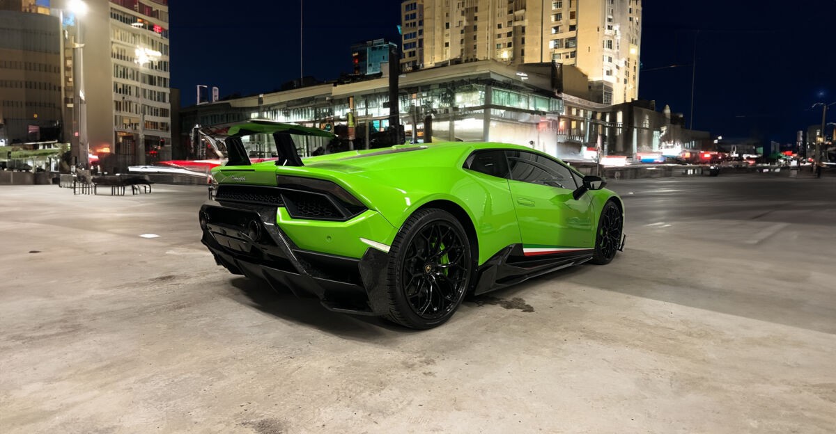 Huracan STO Lamborghini Комплект карбоновых накладок на диффузор заднего бампера для Lamborghini Huracan Performante