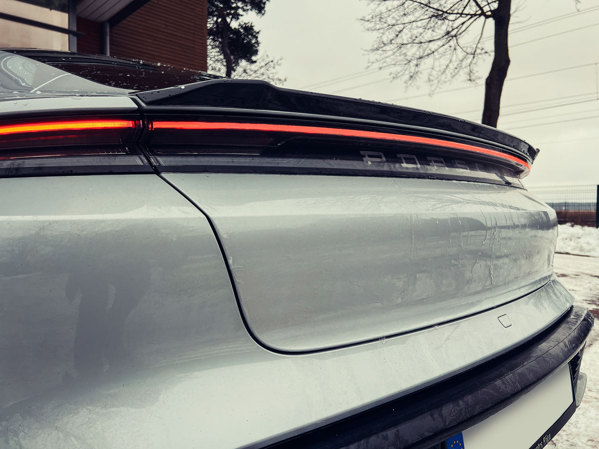 Porsche Taycan PreFacelift (2019 - 2023) CARBON Performance Aero trunk extension spoiler for Porsche Taycan