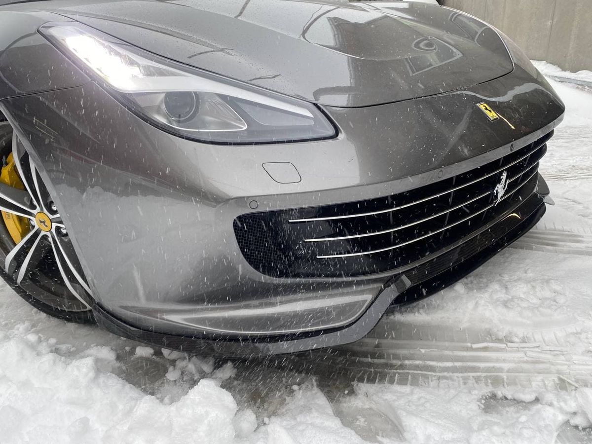 Ferrari GTC4 Lusso (2016 – 2020) CARBON Performance Aero splitteris priekš Ferrari GTC4 Lusso