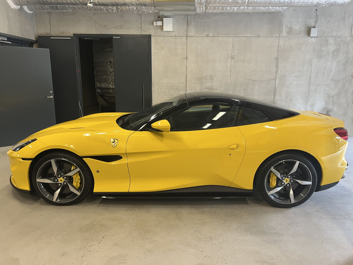 Ferrari Portofino (2017 - 2023) CARBON Performance Aero sideskirt spoiler diffuser for Ferrari Portofino