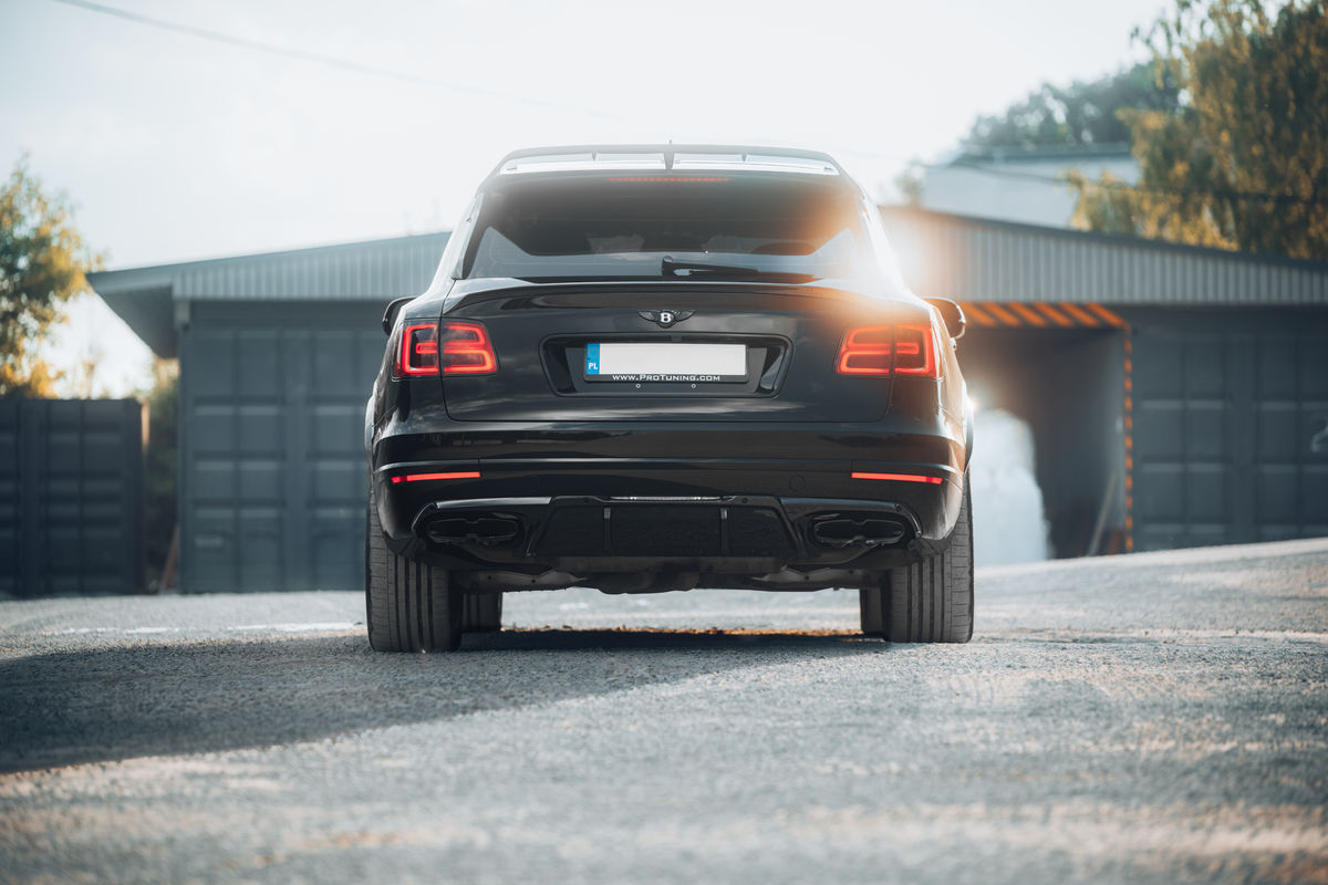 Bentayga Prefacelift (2015 – 2020) Bentley Speed S Oglekļa šķiedras aizmugurējā loga sānu saulessargs priekš BENTLEY BENTAYGA