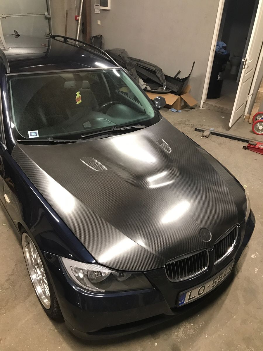 Uncategorised Carbon Sport Hood for E90 / E91 preLCI